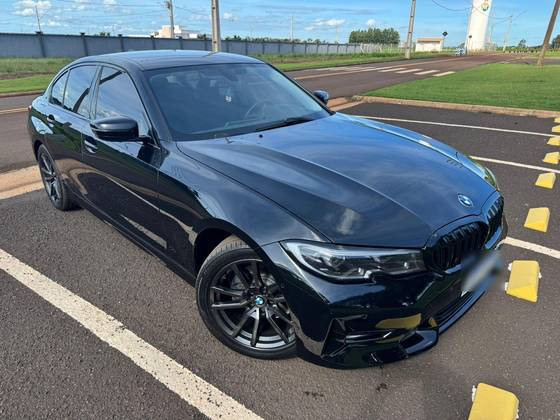 BMW 320i 2.0 16V TURBO GASOLINA SPORT AUTOMÁTICO